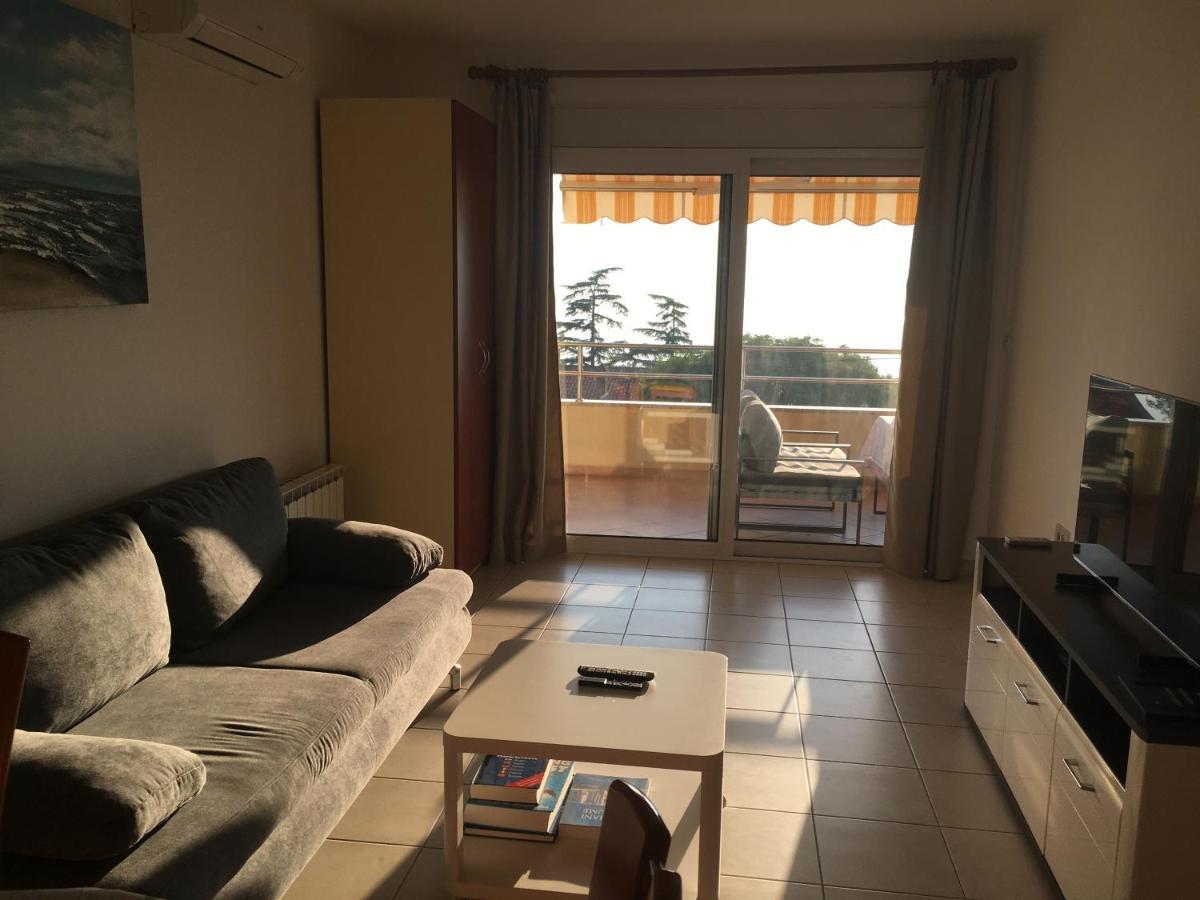 Swimming Apartment Рийека Екстериор снимка