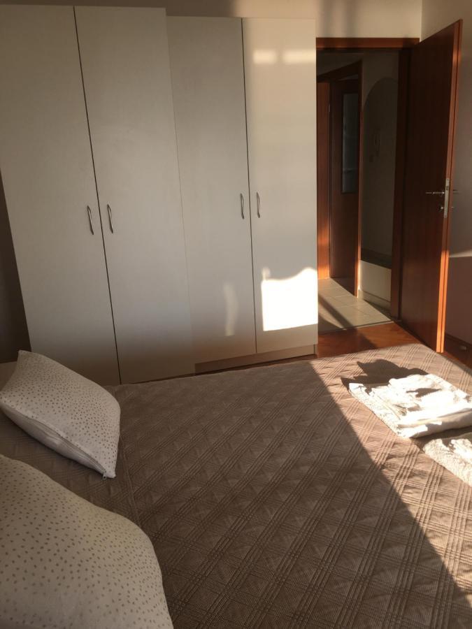 Swimming Apartment Рийека Екстериор снимка